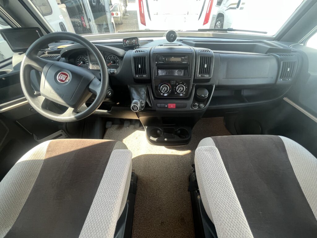 Bavaria Integral Style 740 Cama Central