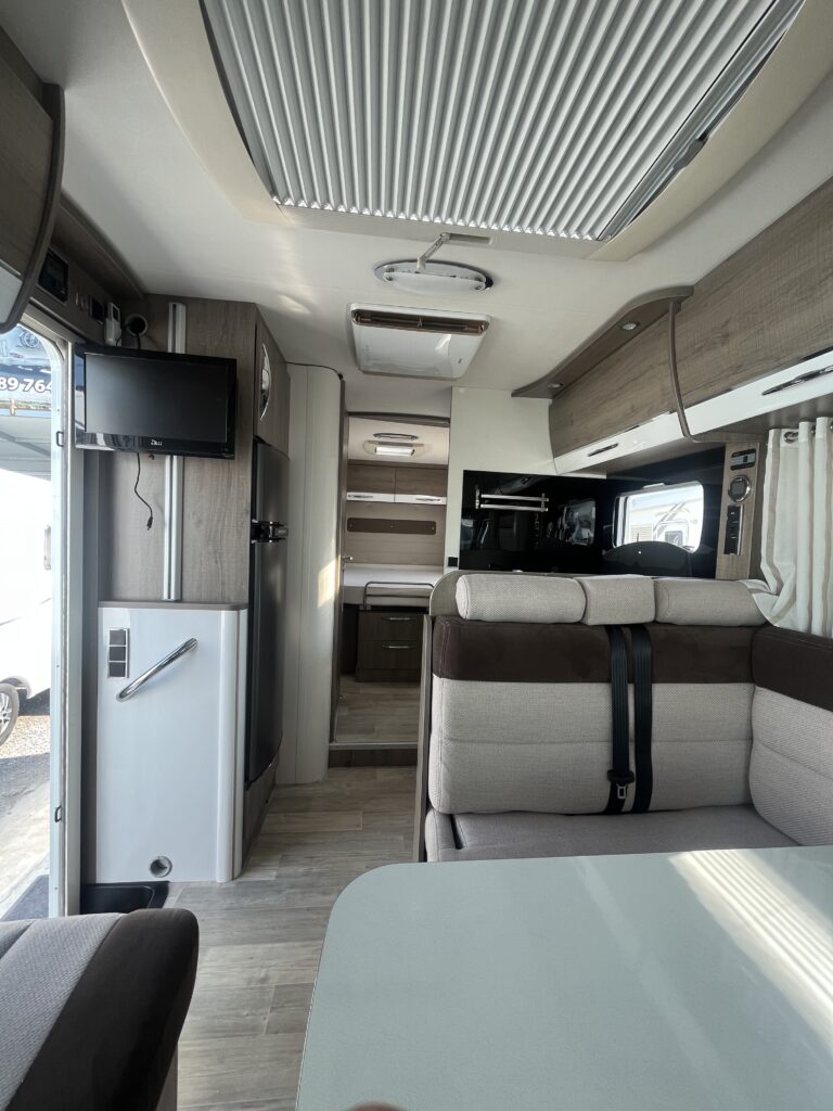 Bavaria Integral Style 740 Cama Central