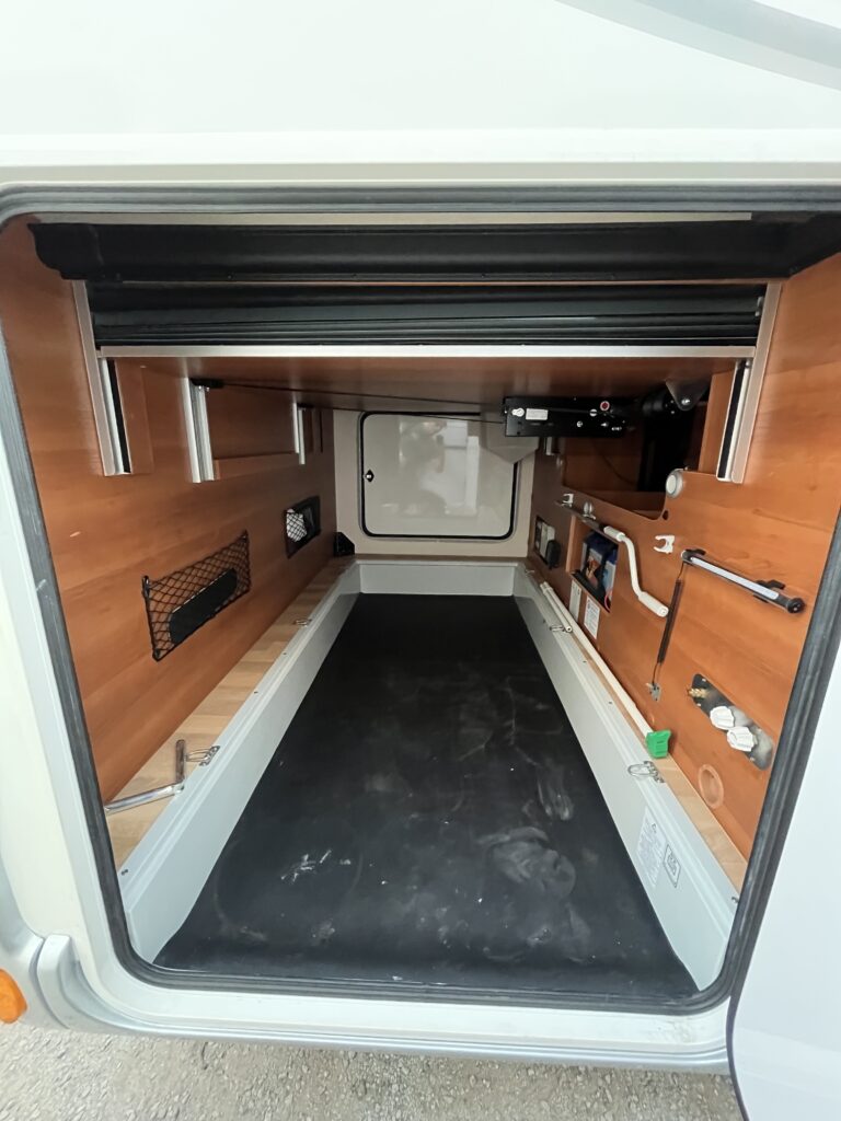 RAPIDO DESIGN EDITION 7090FF — FIAT DUCATO 2.3 150 CV — 2015 — 76.815 KM
