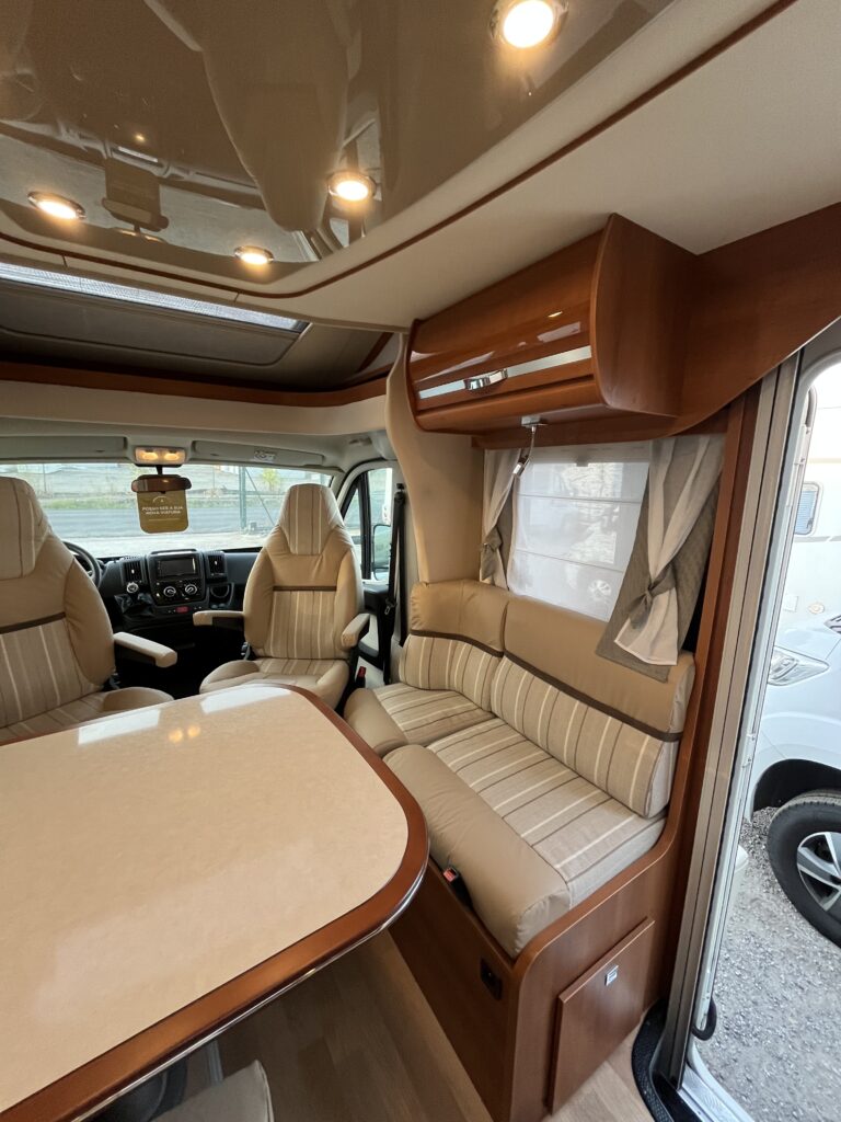 RAPIDO DESIGN EDITION 7090FF — FIAT DUCATO 2.3 150 CV — 2015 — 76.815 KM
