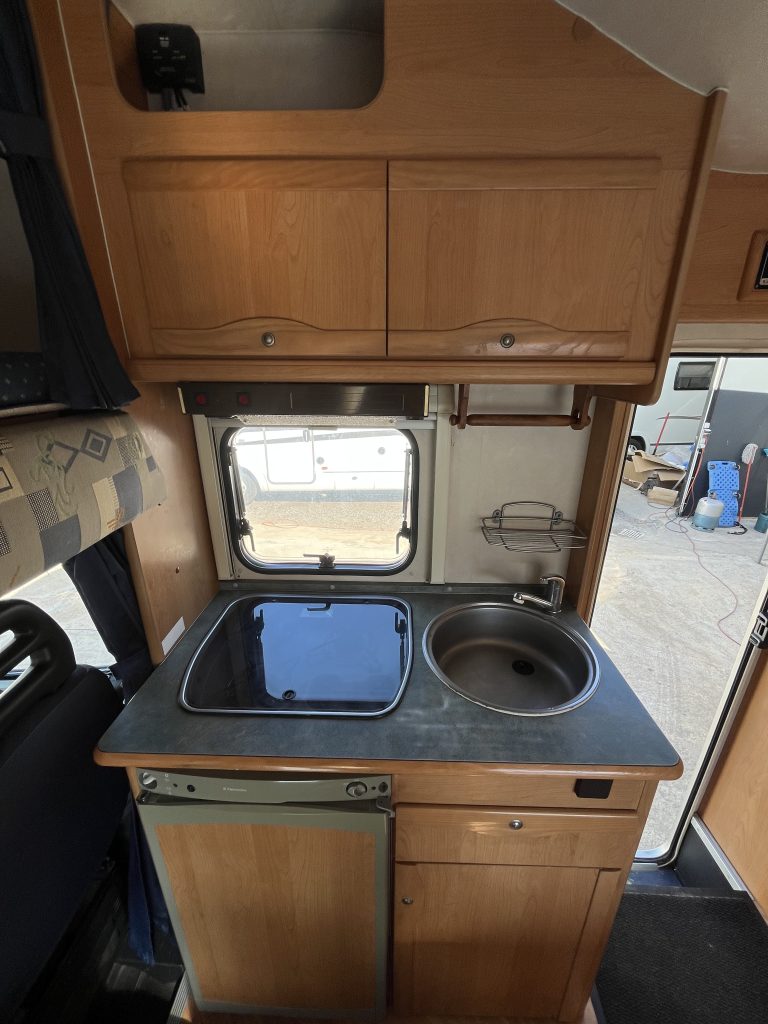 Adria Adriatik — 2003 | Fiat Ducato 2.3 – 110 cv | 142 500 km