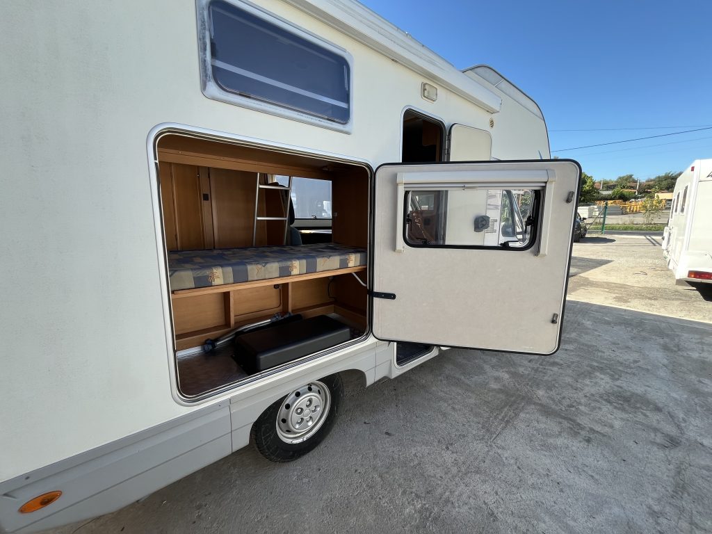 Adria Adriatik — 2003 | Fiat Ducato 2.3 – 110 cv | 142 500 km