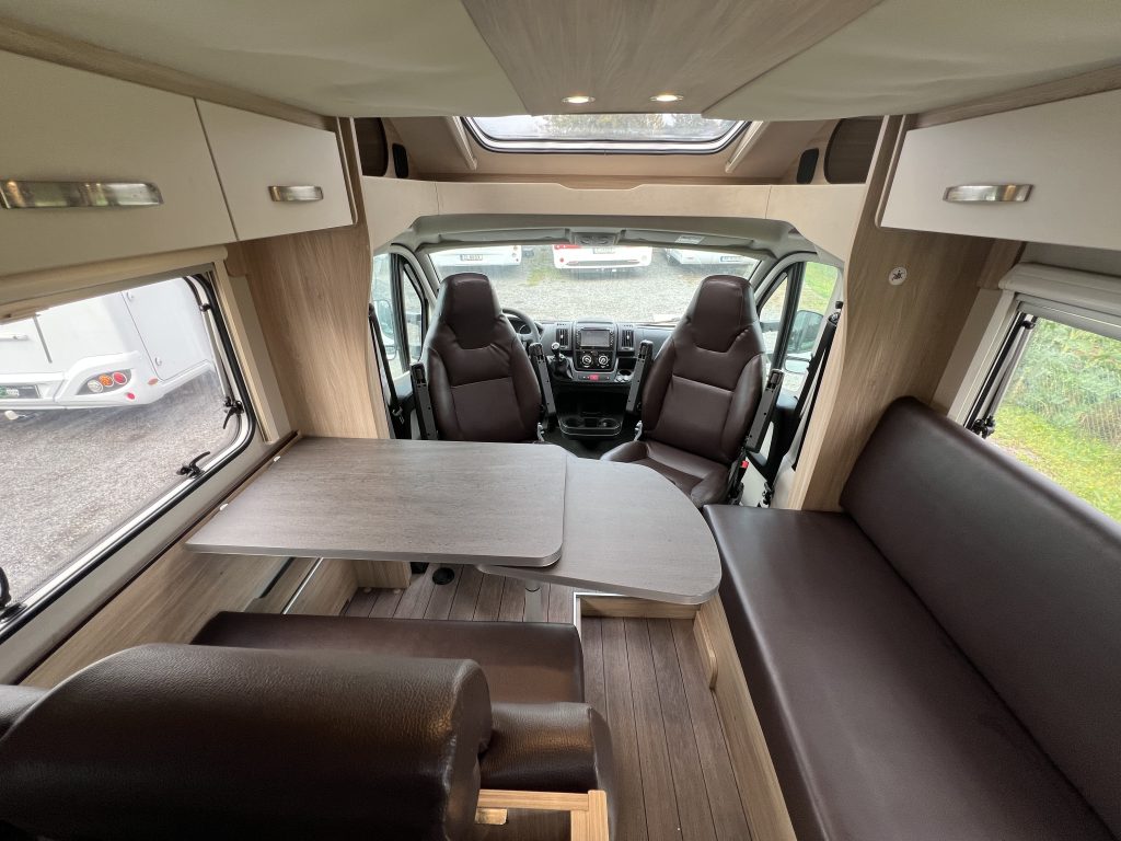 Weinsberg Cara Suite 2019 Cama francesa + Cama basculante