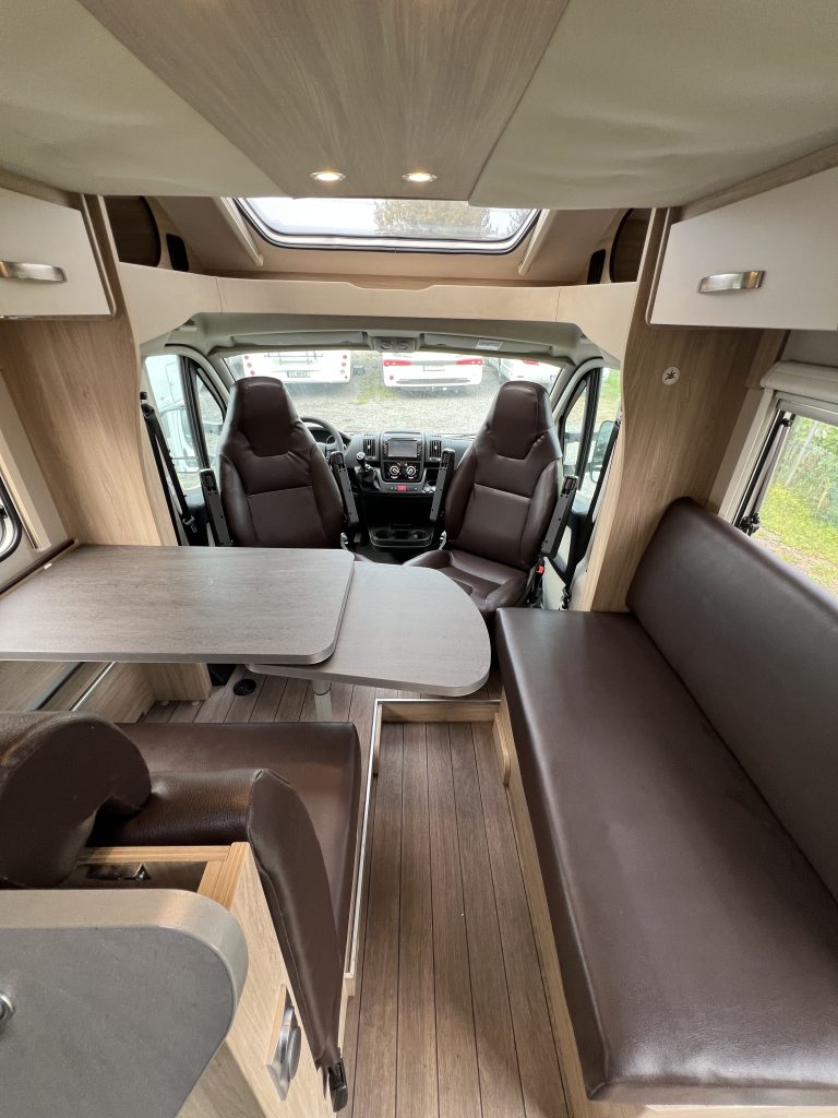 Weinsberg Cara Suite 2019 Cama francesa + Cama basculante